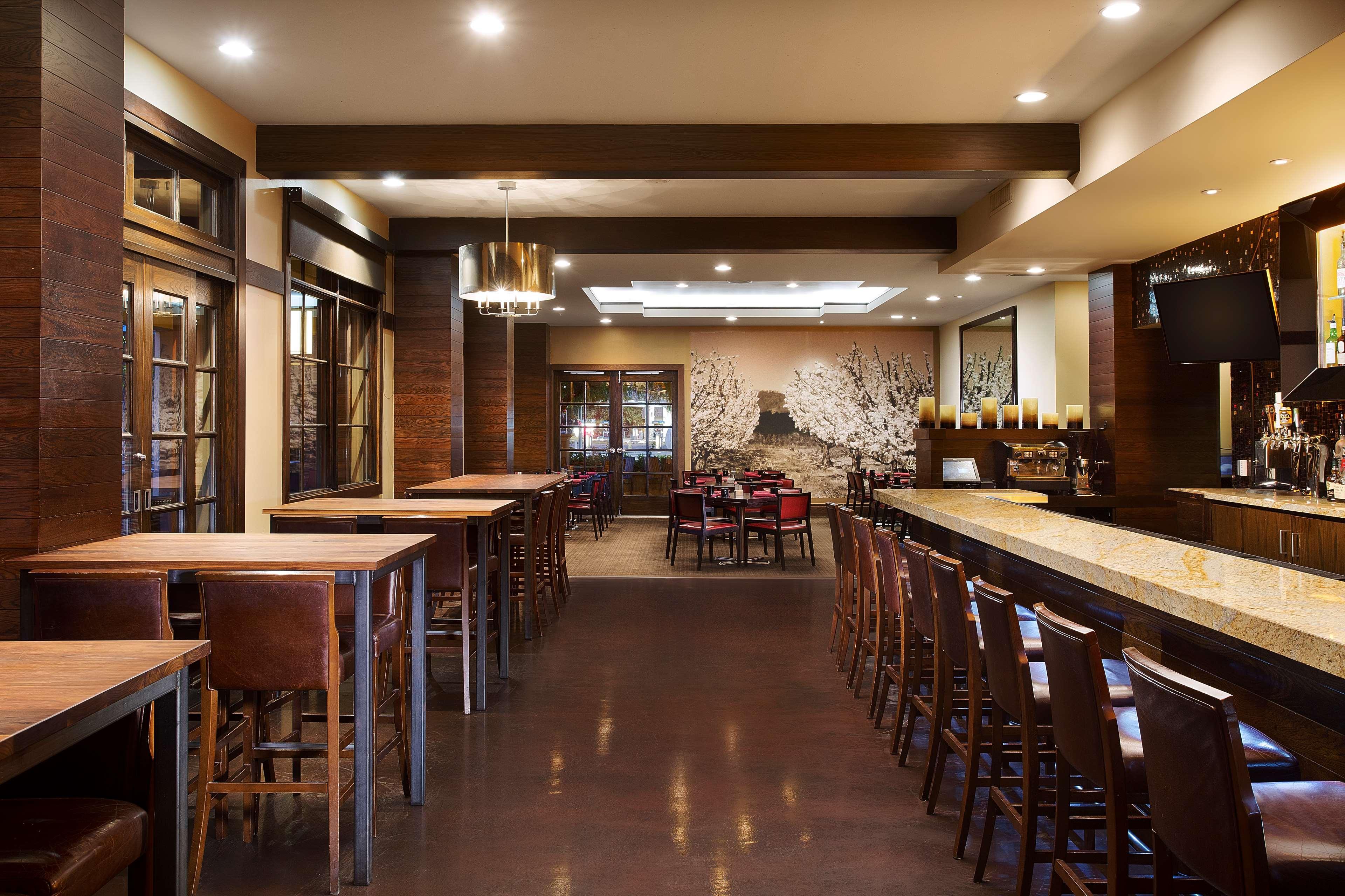 Juniper Hotel Cupertino, Curio Collection By Hilton Экстерьер фото